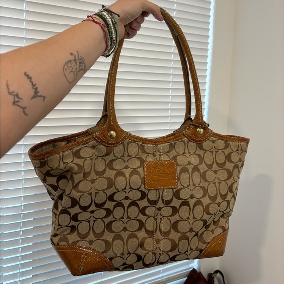 Vintage Coach Bleeker Shoulder Bag - Picture 1 of 6